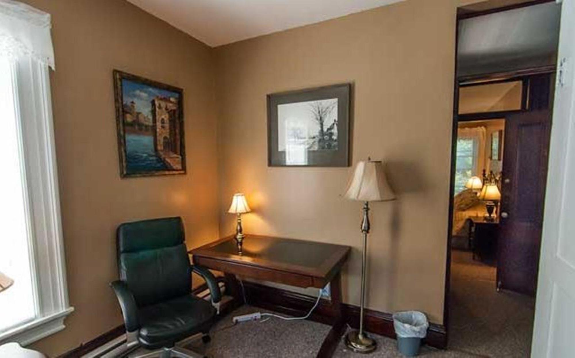 Carriage House Inn Fredericton Dış mekan fotoğraf