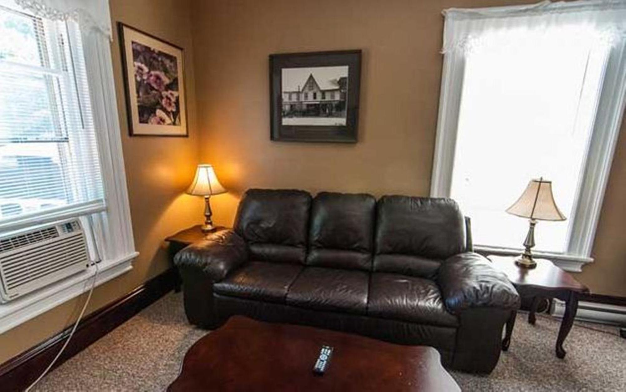Carriage House Inn Fredericton Dış mekan fotoğraf