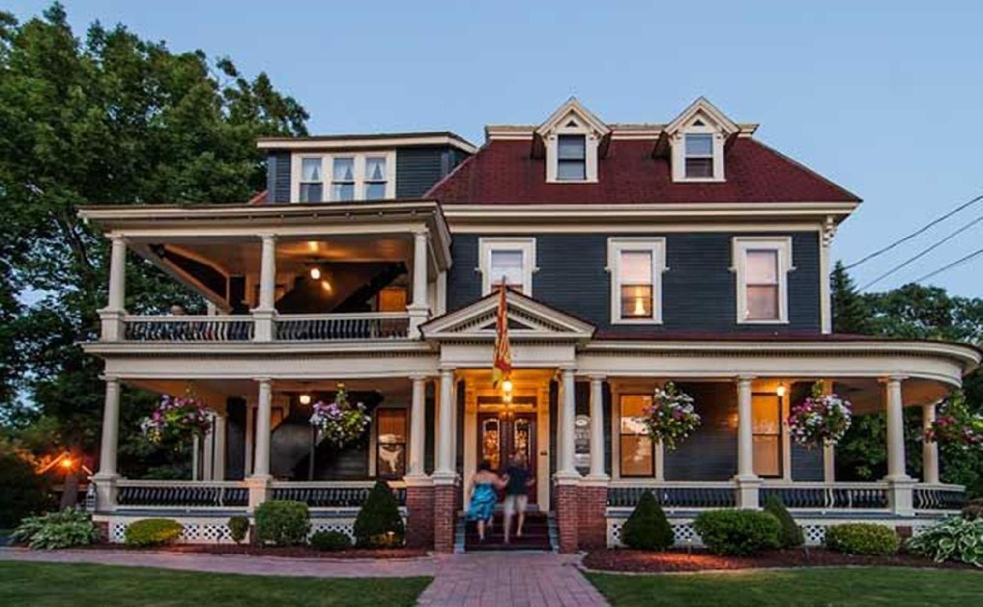 Carriage House Inn Fredericton Dış mekan fotoğraf