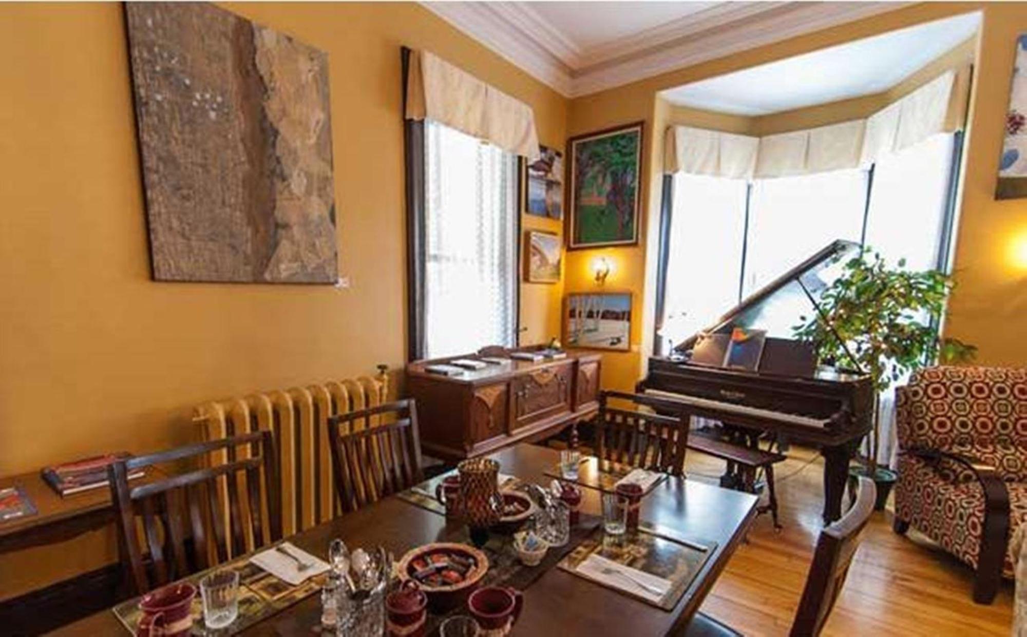 Carriage House Inn Fredericton Dış mekan fotoğraf